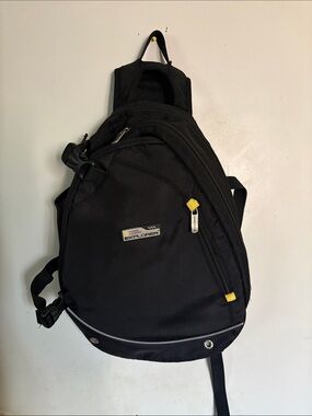 Nationa Geo. Black Sling Backpack